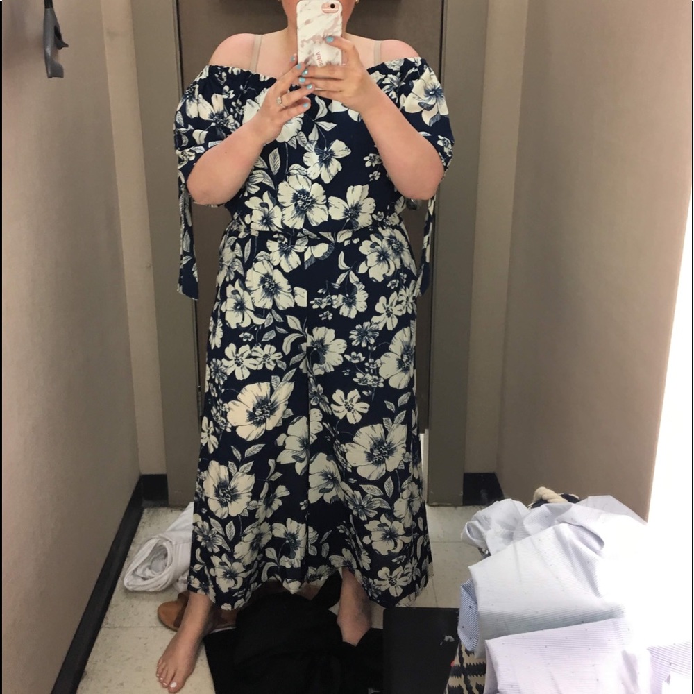 Wide leg jumpsuit